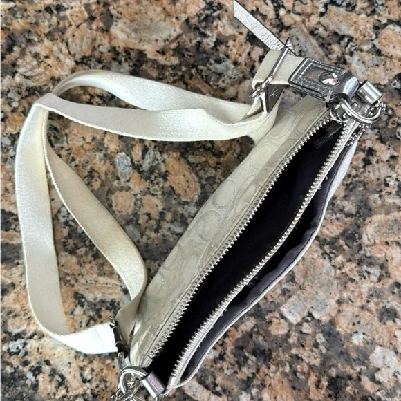 Coach Silver and Cream Crossbody Bag - Picture 3 of 10